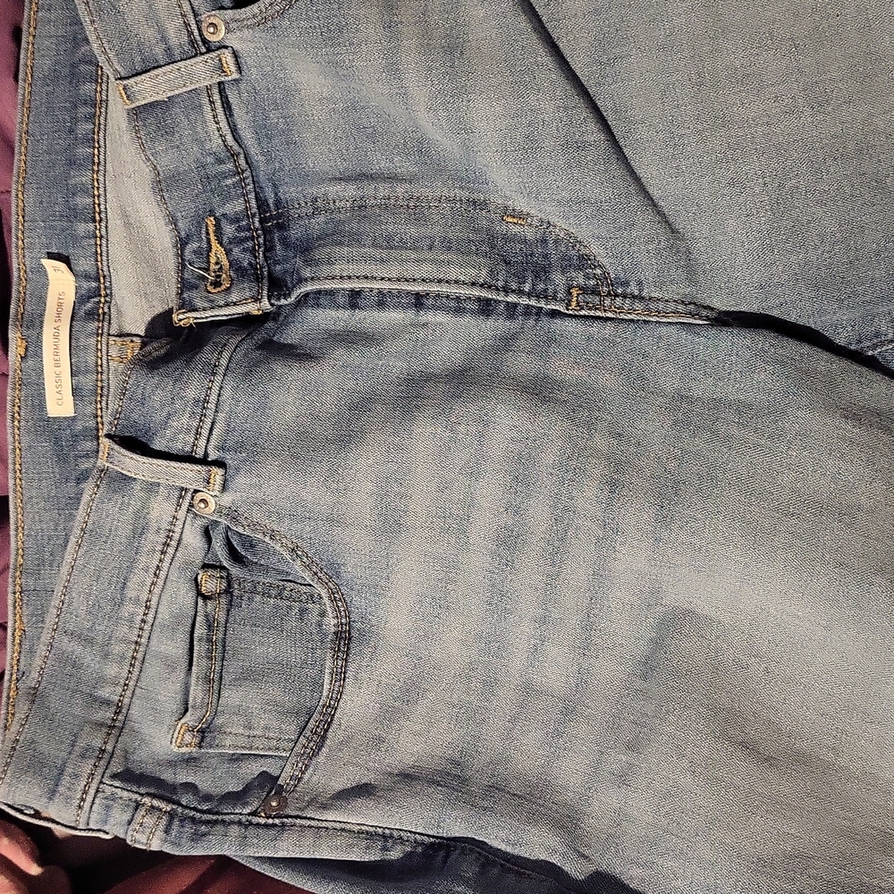 Classic Bermuda shorts